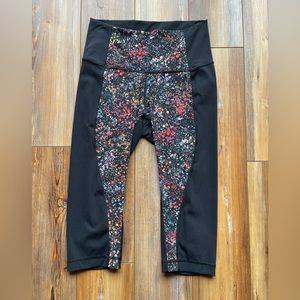 Lululemon Wunder Under Crop High-Rise *Curve 17" - Flowerescent Multi